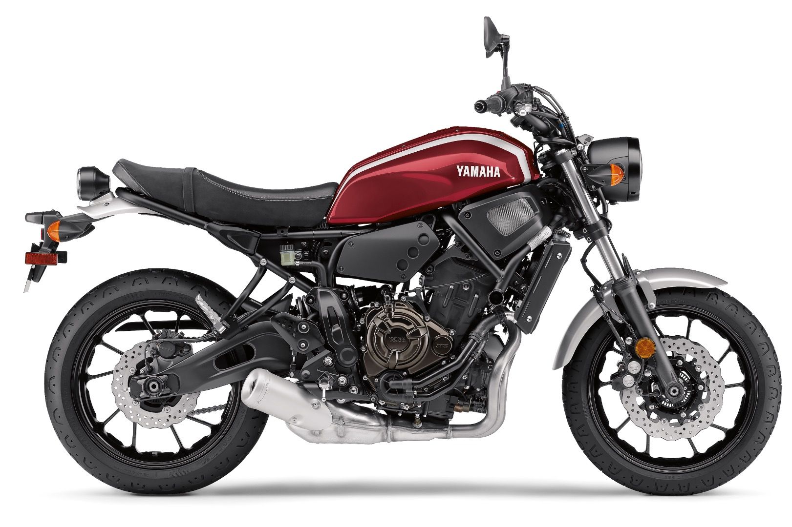 2018-Yamaha-XSR700-First-Look-Retro-Motorcycle-2.jpg