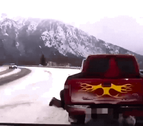 Bad-drivers-02_04_20-GIF-20-almost_hit_snow-Awesome.gif