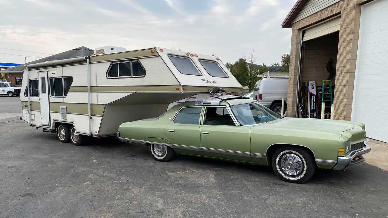 shadow-roof-mount-rv-trailer-hooked-to-chevy-caprice.jpg