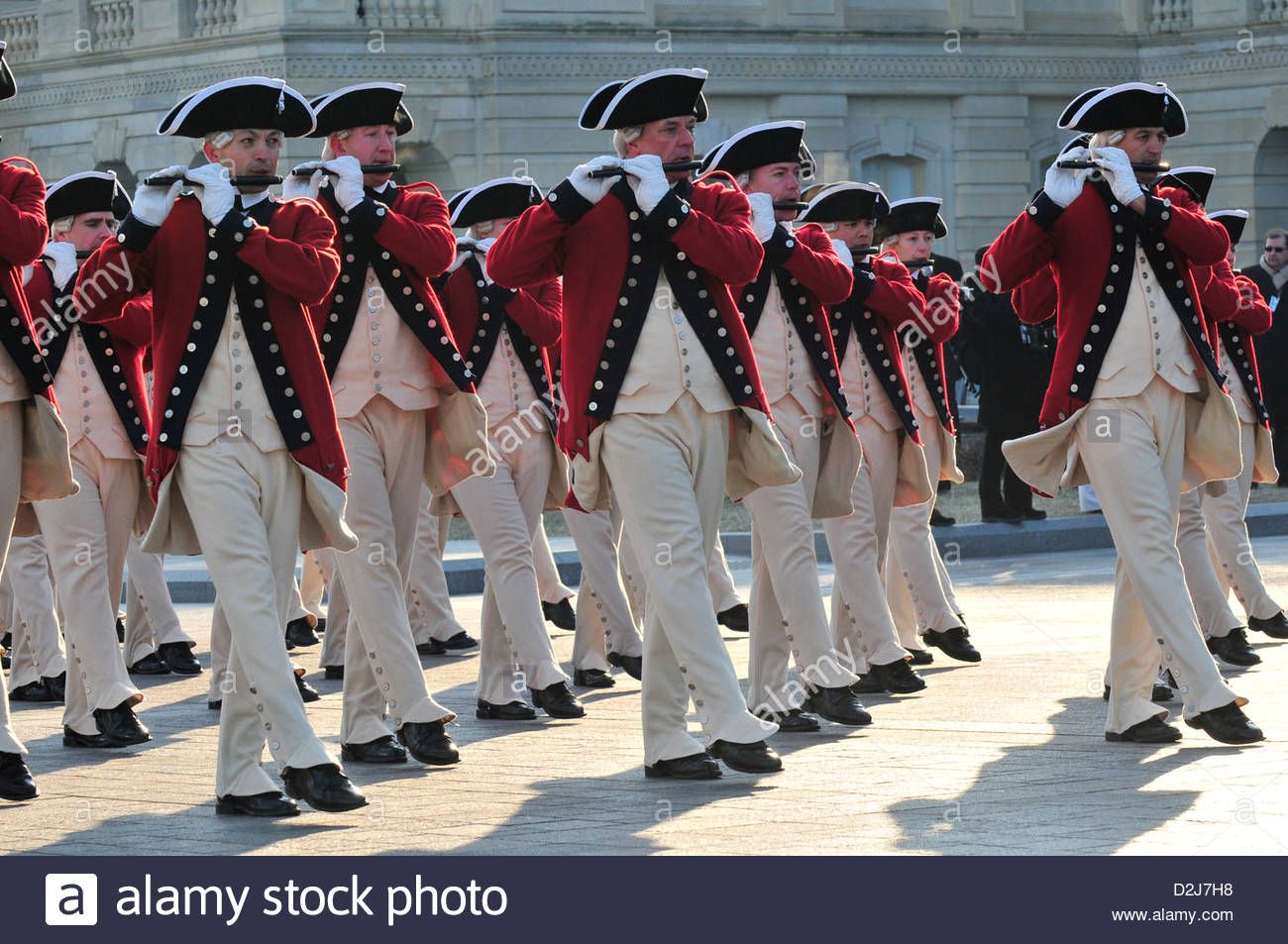 the-us-armys-old-guard-fife-and-drum-corps-passes-in-review-at-the-D2J7H8.jpg