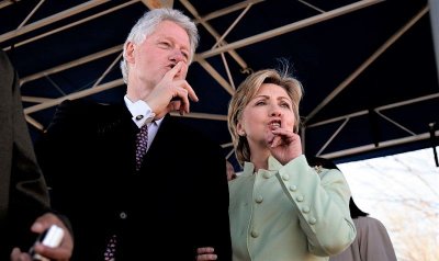 Getty-Images-Bill-Hillary-Clinton-shhh.jpg