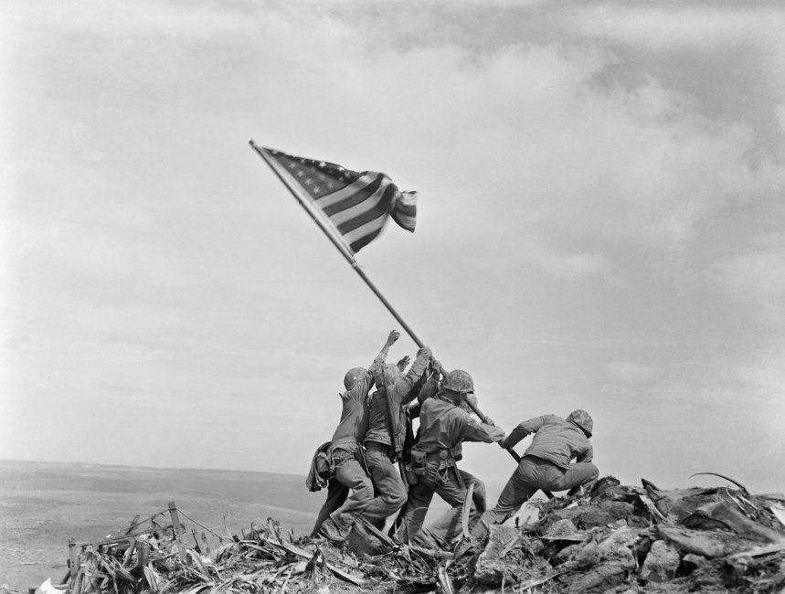 Raising_the_Flag_on_Iwo_Jima,_larger_-_edit1.jpg